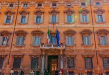 Mercoledì in commissione il ddl di iniziativa popolare sulla legittima difesa A Palazzo Madama discussione sul ddl di iniziativa popolare sulla legittima difesa