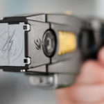 Taser alla polizia