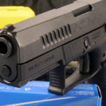 pistola a percussore lanciato Cz P-10 C
