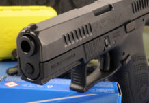 P-10 C, la pistola a percussore lanciato secondo Cz pistola a percussore lanciato Cz P-10 C