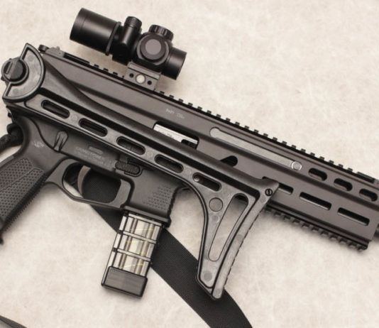 Armi Magazine settembre 2018 vi aspetta in edicola! Armi Magazine settembre 2018 bis