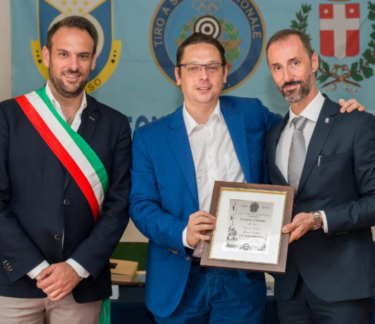 Senatore della Lega premiato dal Tsn di Treviso Mario Conte e Marco Bruniera assieme al senatore della Lega Massimo Candura premiato dal Tsn di Treviso.