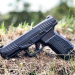 pistola striker fired Rex Delta