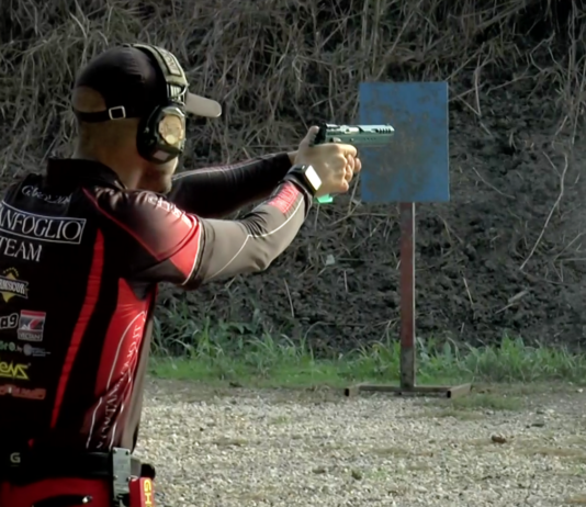 Armi Magazine dicembre 2018 vi aspetta in edicola! Armi Magazine dicembre 2018