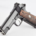 appoggiata, la pistola wilson combat super commander special lato sinistro