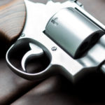 revolver con quattro proiettili