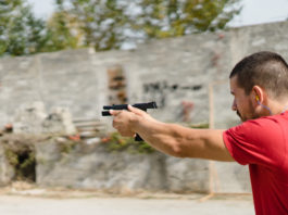 Il calendario degli eventi di tiro dinamico sportivo tiratore con pistola - il calendario degli eventi di tiro dinamico sportivo