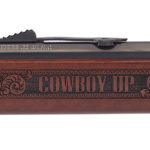 Cowboy up, vale a dire scritta incisa sulla carabina henry American Rodeo Tribute Edition