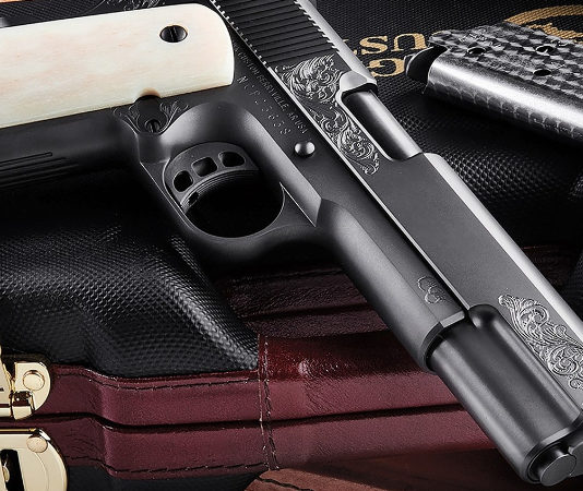 Una pistola artigianale targata 2019: ecco la Nighthawk Custom Vip Black Nighthawk Custom Vip Black pistola artigianale