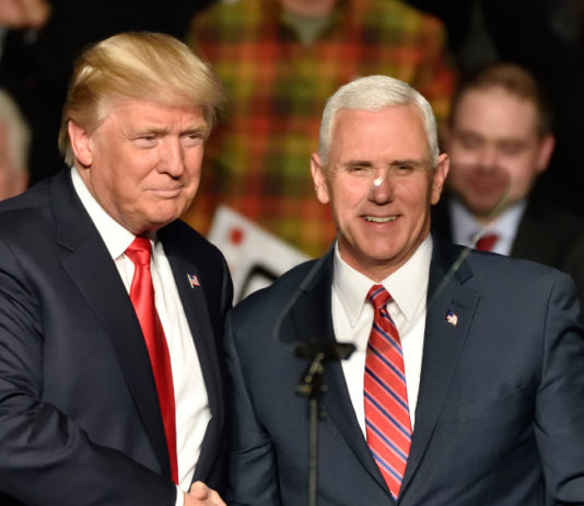 Mike Pence alla convention dell’Nra donald trump e mike pence alla convention dell'nra