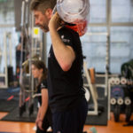paolo zambai, tiratore benelli, si allena in palestra