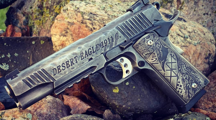 la nuova pistola magnum research desert eagle viking