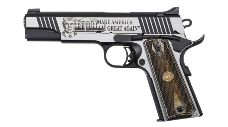 lato sinistro della pistola Thompson Trump 45 Custom 1911