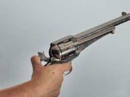 Armi Magazine ottobre 2019 è in edicola! Armi Magazine ottobre 2019 bis