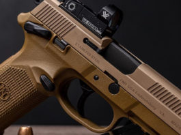 FNX-45 Tactical, la pistola con ottica in edizione limitata FNX-45 Tactical pistola con ottica