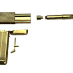 James Bond la pistola d’oro scomposta nelle sue componenti