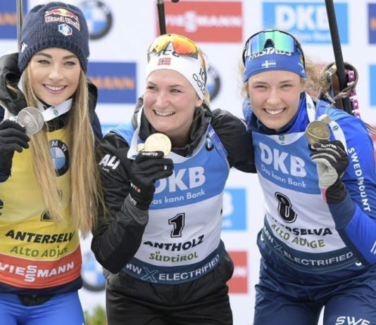 Dorothea Wierer si prende la quarta medaglia ai Mondiali di biathlon Dorothea Wierer con Marte Olsbu Roeiseland e Hanna Oeberg sul podio della 12,5 km mass start: mondiali di biathlon 2020, anterselva