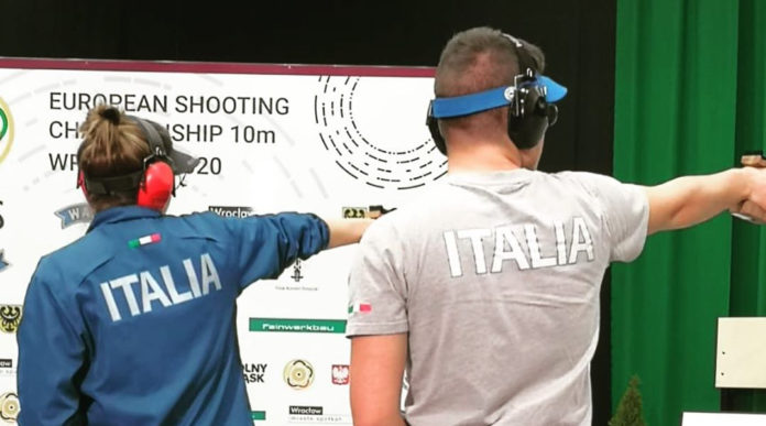 Europei di tiro 10 metri 2020: Brunella Aria e Matteo Mastrovalerio conquistano la medaglia d'argento nella pistola ad aria compressa mixed team