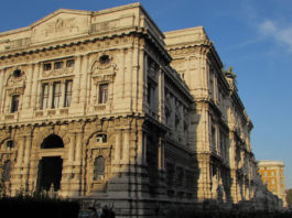 Quando la denuncia di trasferimento armi? La sentenza della Cassazione denuncia di trasferimento armi: sentenza della cassazione