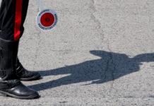 Armi, licenze e Covid-19: nuova autocertificazione = nuovi rischi nuova autocertificazione covid-19: carabiniere a posto di controllo