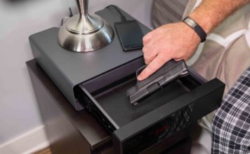 Hornady rapid safe night guard, sopra il comodino