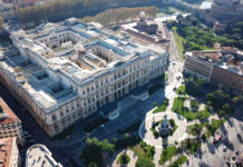 Quale scadenza per denunciare il trasferimento delle armi? La sentenza della Cassazione Quale scadenza per denunciare il trasferimento delle armi: vista aerea del palazzo della cassazione, via cavour roma