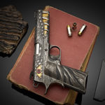cabot guns dragon fire appoggiata su un libro