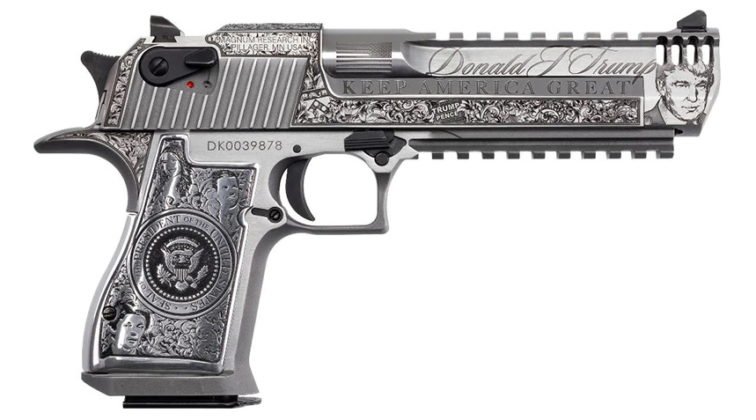 Presidential Desert Eagle, l’ultima pistola da collezione dedicata a Donald Trump