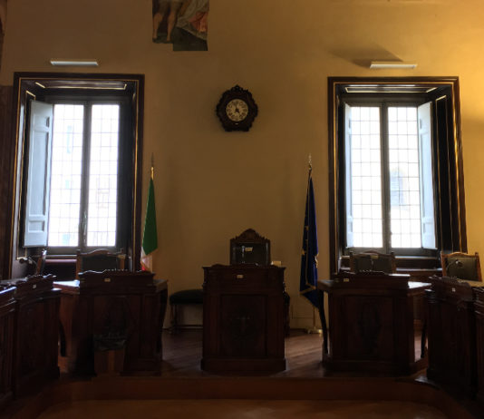 Rinnovo del porto d’armi: un precedente sfavorevole dura a vita? La sentenza del Consiglio di Stato rinnovo del porto d'armi: interno di palazzo spada, sede del consiglio di stato