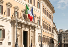 Ripresa dello sport, Spadafora oggi alla Camera Ripresa dello sport: ingresso di palazzo montecitorio, camera dei deputati