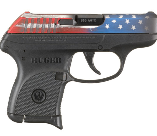 Ruger LCP American Flag, la pistola da collezione con gli Stati Uniti sul carrello Ruger LCP American Flag, la pistola da collezione con gli Stati Uniti sul carrello