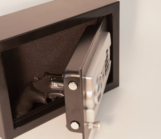 Incauta custodia di armi e di chiavi: la sentenza del Consiglio di Stato Incauta custodia di armi e di chiavi la sentenza del Consiglio di Stato