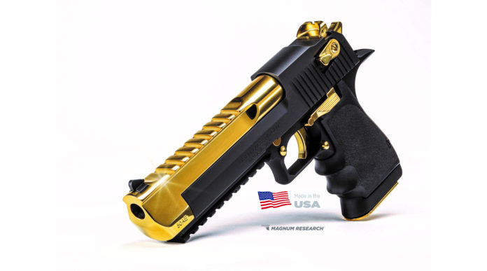 Magnum Research Deagle Black & Gold, la pistola da collezione nero-oro sbarca in Europa