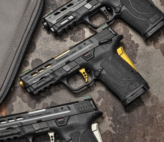 Smith & Wesson Performance Center M&P9 Shield EZ, la nuova pistola da difesa S&W Smith & Wesson Performance Center M&P9 Shield EZ, la nuova pistola da difesa S&W