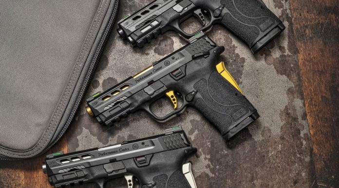 Smith & Wesson Performance Center M&P9 Shield EZ, la nuova pistola da difesa S&W