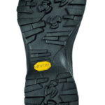 suola vibram con mescola megagrip dello scarpone tattico crispi swat evo gtx