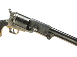 All’asta il revolver di Clint Eastwood in Il texano dagli occhi di ghiaccio All’asta il revolver di Clint Eastwood in Il texano dagli occhi di ghiaccio