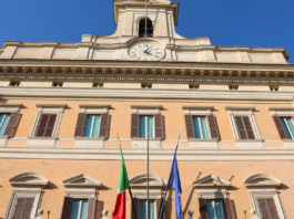 Elezioni dell’Uits, interrogazione della Lega alla Camera elezioni dell'uits: facciata di palazzo montecitorio, sede della camera dei deputati, dove la lega ha presentato un'interrogazione