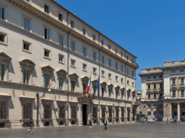 Proroga del porto d’armi: verso la fine dell’eccezione proroga del porto d'armi: facciata di palazzo chigi, sede del governo italiano