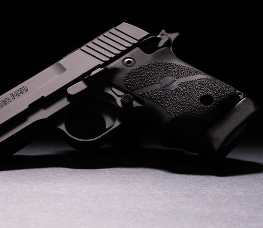 Sig Sauer P938 Sas, la pistola microcompatta ispirata a una 1911 Sig Sauer P938 Sas, la pistola microcompatta ispirata a una 1911