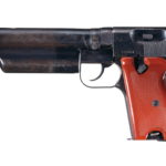 pistola Chinese Type 64 Class IIINfa con silenziatore incorporato