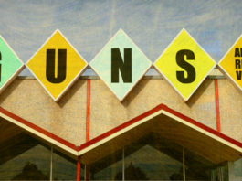 Cinque milioni di americani hanno deciso di acquistare un’arma per la prima volta acquistare un’arma per la prima volta: negozio di armi in america