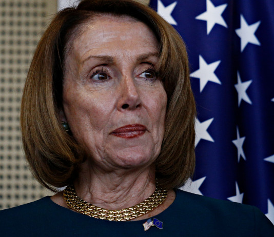 Background check, stretta in arrivo? Background check, stretta in arrivo: Nancy Pelosi