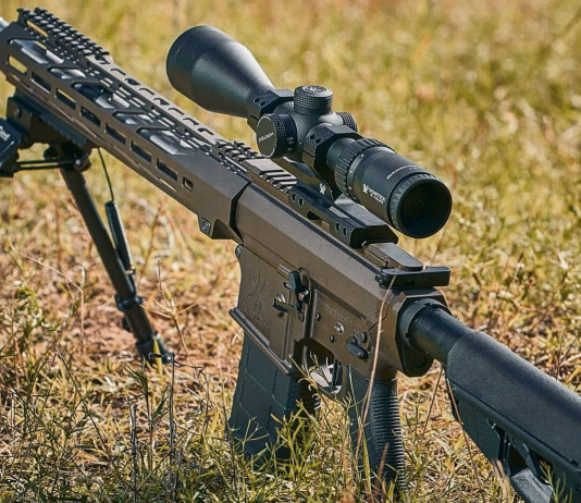 Red Arrow Raw15 .223 / 5,56 Nato, la carabina tattica in due colori Red Arrow Raw15 .223 5,56 Nato, la carabina tattica in due colori