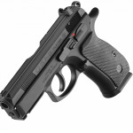 la pistola compatta Cz 75 P-01 Steel Black appoggiata sulla canna