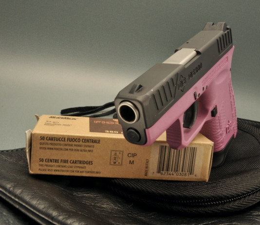 Diamondback DB380 cal. .380 Acp, la DB “en rose” Diamondback DB380 1