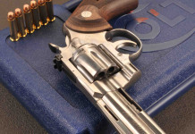 Colt Python 4”¼ cal. .357 Magnum, alla conquista del terzo millennio Colt Python 4”¼ cal. .357 Magnum, alla conquista del terzo millennio