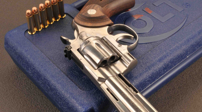 Colt Python 4”¼ cal. .357 Magnum, alla conquista del terzo millennio