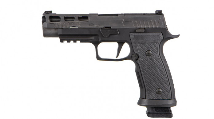 Sig Sauer P320 AXG Pro, la pistola full size con fusto in metallo