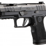 fianco sinistro della pistola microcompatta Sig Custom P320X Compact Spectre
